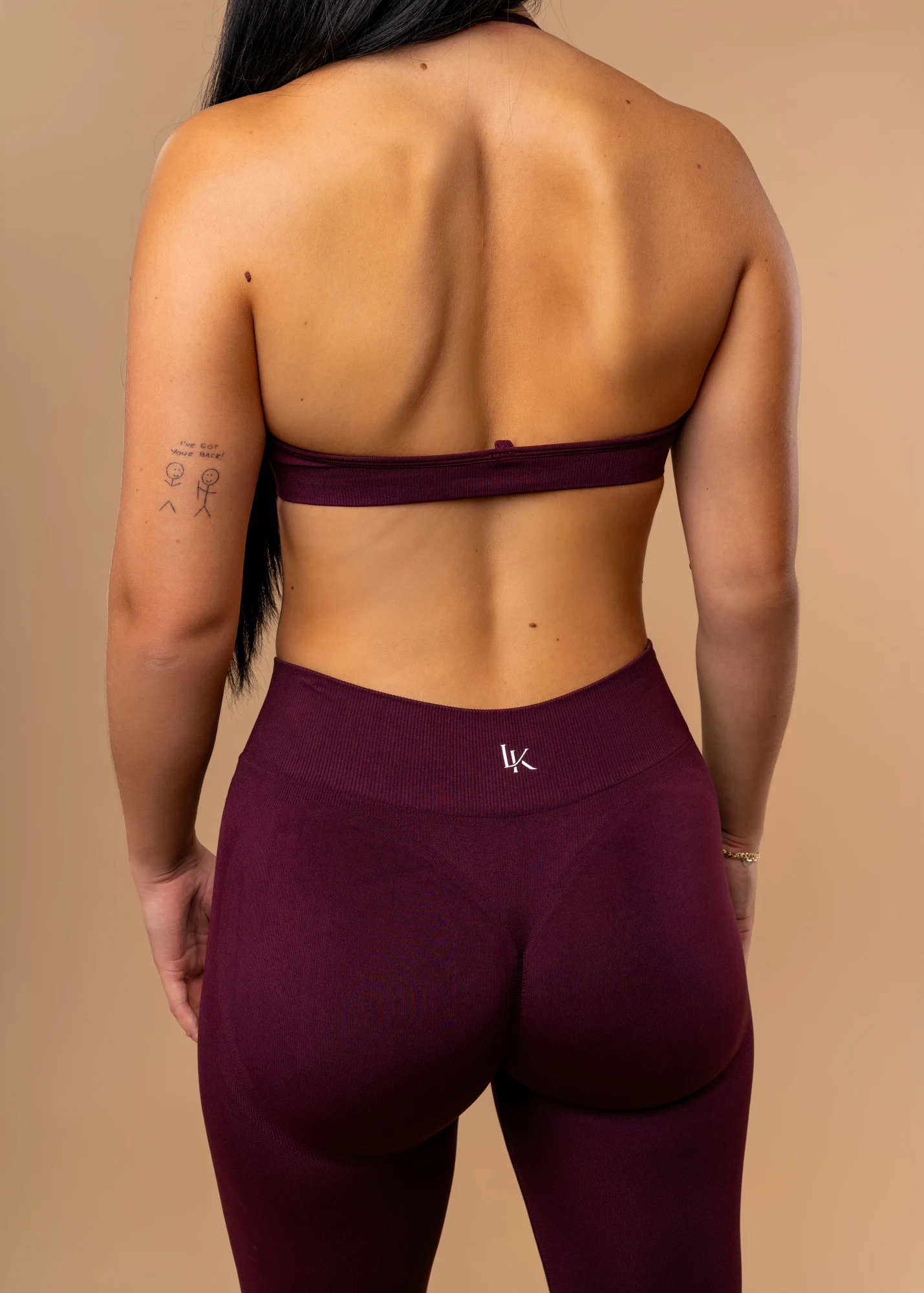 LÁKRIS LEGGINGS u nijansi Deep Merlot, visoki pojas s monogramom